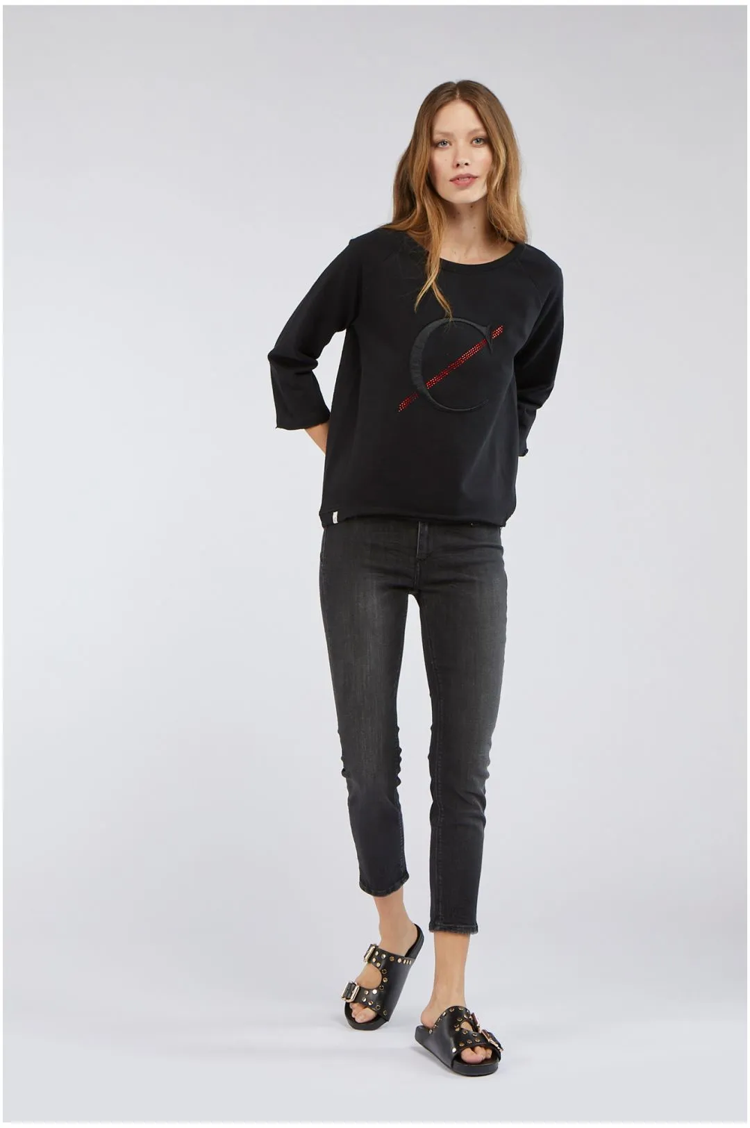 sudadera con manga raglán y logotipo